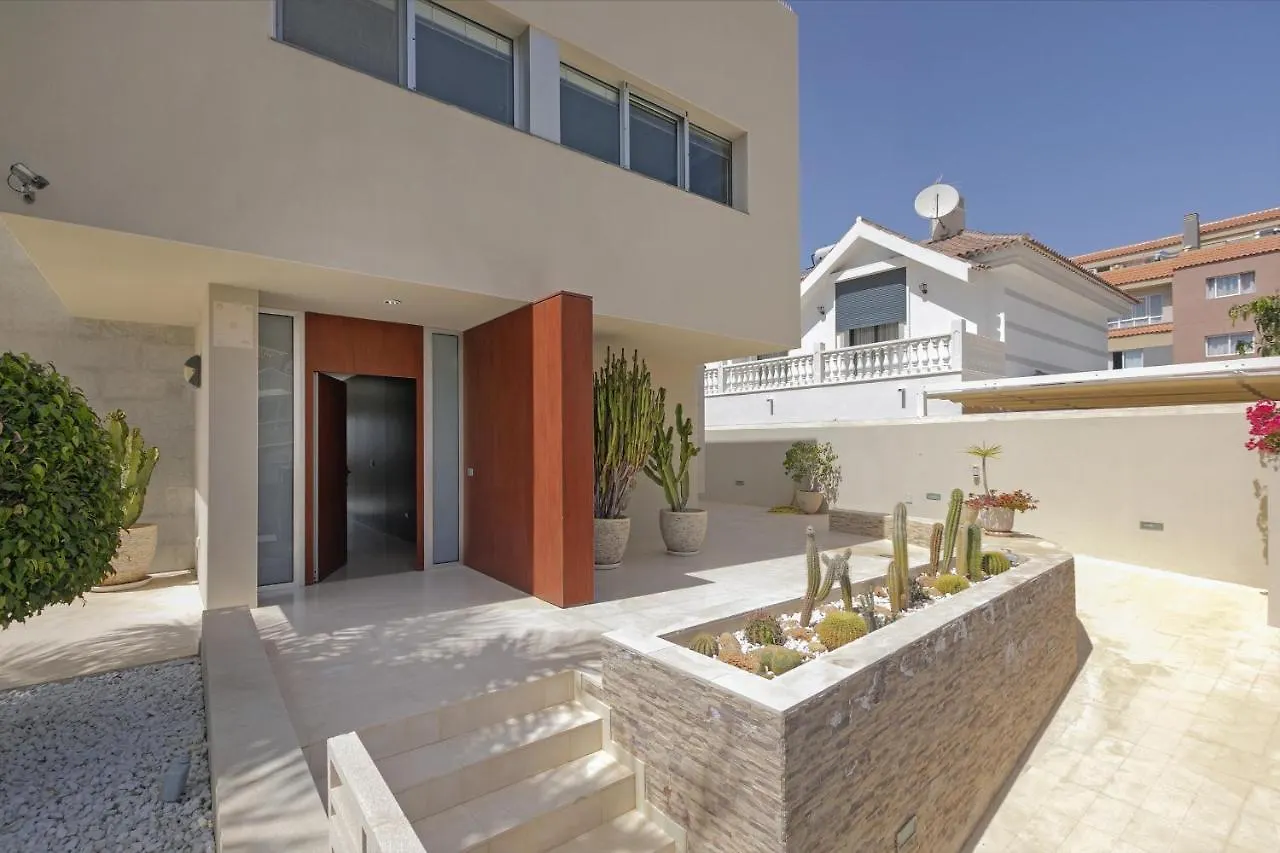 Villa Casa Maria contacts